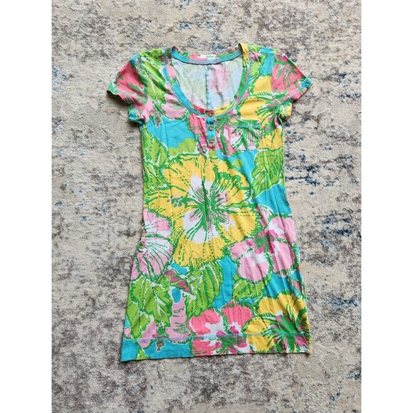 Lilly Pulitzer Dresses & Skirts - Lilly Pulitzer Women's Size XS V-Neck T-Shirt Dress
